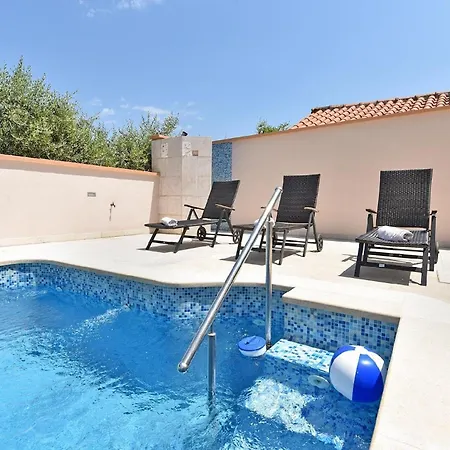 Fuer 2 Personen Ca 18 Qm In Pula-fondole, Istrien Istrische Riviera Apartment *
